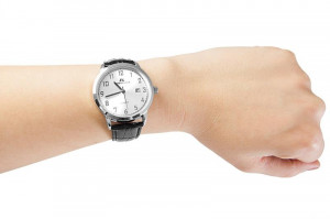 Szykowny Zegarek Jordan Kerr z Datownikiem - Brązowy Tłoczony Pasek z Obszyciem - Uniwersalny Model Na Średnią Rękę
