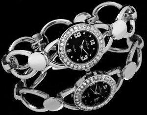 Elegancki Damski Zegarek Jordan Kerr Excellent Na Ciekawej Bransolecie Z Połączonych Kółek – Tarcza Z Ringiem Z Kryształków Swarovskiego