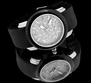 Wylansowany Damski Zegarek Jordan Kerr na Czarnym Pasku Z Niesamowitą Błyszczącą Brokatową Kopertą I Kryształkami Swarovskiego – Niepowtarzalny Look 